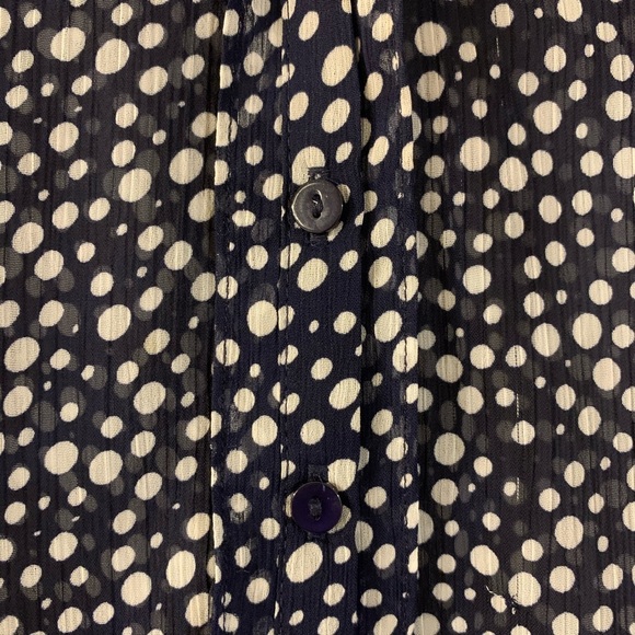 Q & A Polka Yesmen Henley Polka Dot Blouse NWOT - Picture 5 of 7